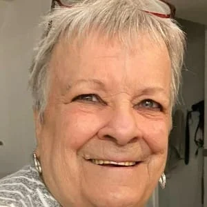 DEAN, Lorraine Mary Dean (nee Menard)