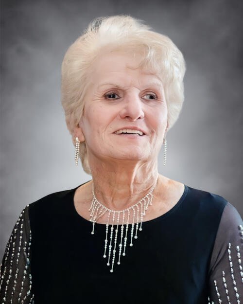 MACCHIONE, Liliana Macchione