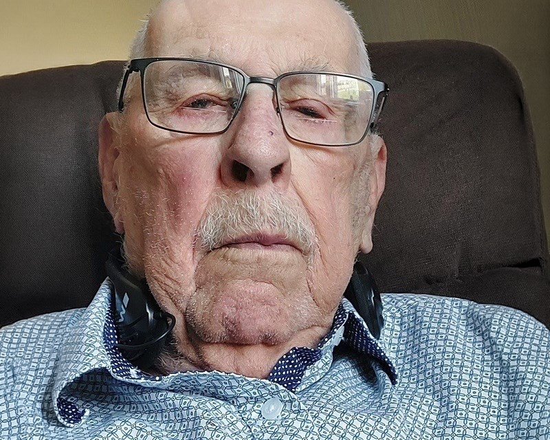 Gordon Brian Barker